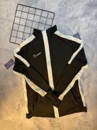 Drifit 2023 "Black Academy"