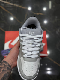 Borough Low “Cinza/Branco"