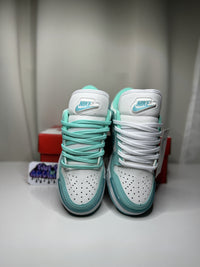 NK SB TWIST "Ciano"