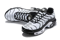 NK AIR MAX PLUS TN "OREO"